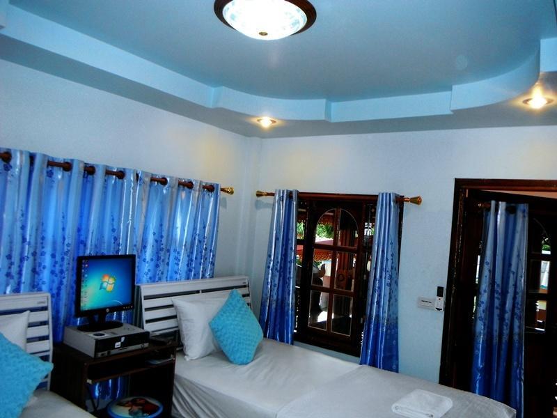 Suksomjai Hotel Rayong Pokoj fotografie