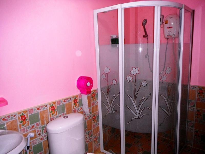 Suksomjai Hotel Rayong Pokoj fotografie